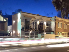 Apartments 521