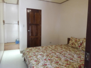Ausan Beach Front Cottage and Restaurant