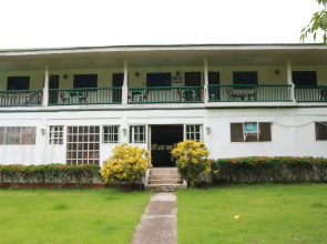 Cabua-an Beach Resort - Hostel