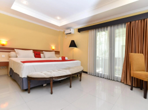 RedDoorz Plus near Mall Bali Galeria 2