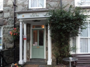 Ivy House