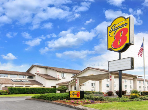 Super 8 Salem