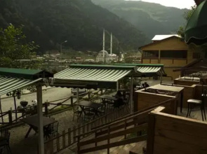 Kiyi Motel & Cafe