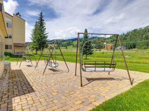 Ski-in/out Condo w/ Hot Tub Access in Brian Head!