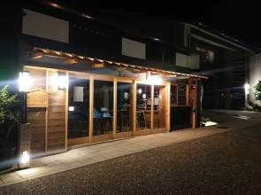 Guesthouse Tenmaya - Hostel