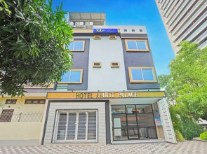 Fabhotel Amrit Palace