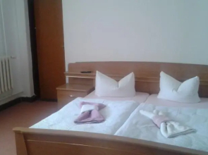 Hotel Weisses Haus