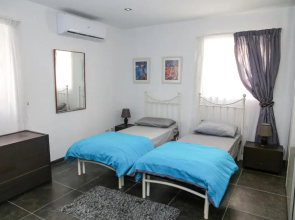 Dolmen Court Flat 10, Qawra