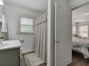 Luxury Haus Near Main St W/pool & Fire Pit
