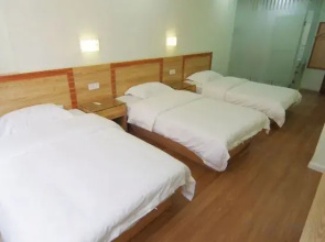 Number 8 Apartment (Nanning Langdong Bus Station Store)