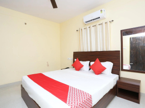 Oyo 40638 Hotel Turmeric Leaf