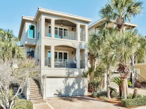 Just the Ticket 4 Bedroom Holiday Home by Five Star Properties