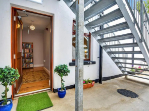 1 minute from the beach 2 bedroom apartment