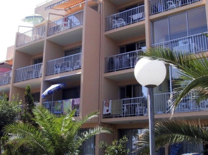 Apartment With 2 Bedrooms in Calvi, With Furnished Garden - 50 m From