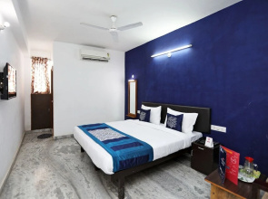 OYO 9511 Hotel Alpine