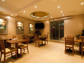 Seraglio Hotel & Suites