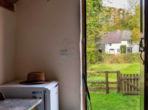 Cottage in Wales Near Glyndwr's Way