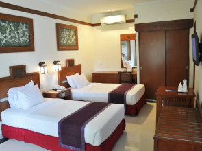 Отель Bali Beach