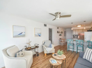 Coastal Condo w/ Public Atlantic Beach Access