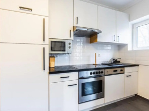 Central living in stylish and modern apartment