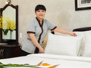 Sunrise Central Hotel