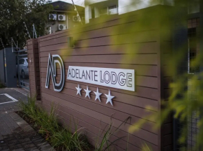 Adelante Lodge