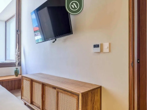 Luxury 4BR Oceanfront Condo - Private Beach - Pool