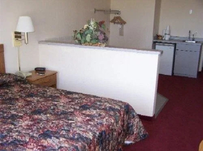 Travelers Inn & Convention Center