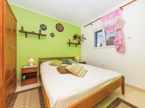Nice Apartment in Seget Vranjica With 2 Bedrooms and Wifi