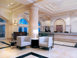 Hilton Naples