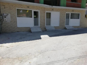 Houses in the Village2