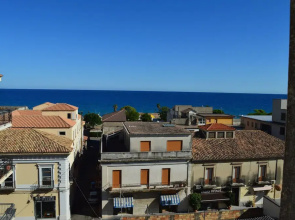 Emerella Guest House Siderno Beach