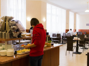 LebensQuelle am Checkpoint Charlie