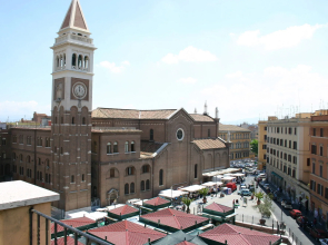 Laurentia Hotel