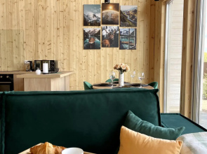 Sheluha House with sauna and hot tub