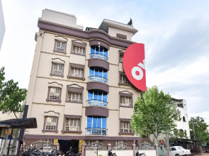 OYO 76010 Hotel Jayalakshmi Residency