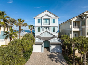 Cinnamon Beach Nautilus by Distinctive Beach Rentals