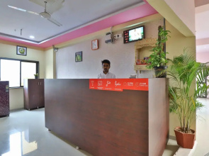 D K Guest House by OYO Rooms