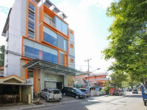 Airy Wenang Maleosan WR Supratman 7 Manado