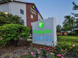 Holiday Inn Express Chicago NW - Vernon Hills by IHG