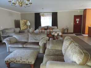 Milkwood Lodge - Hermanus