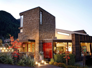 Queenstown Park Boutique Hotel