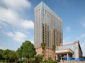 Anqing Yixiu Maison New Century Grand Hotel (Anqing Normal University Longshan Campus)