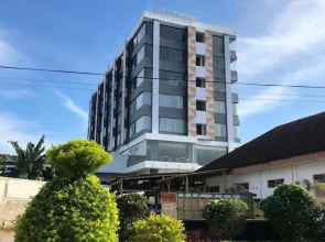Zenith Premiere Hotel Baubau