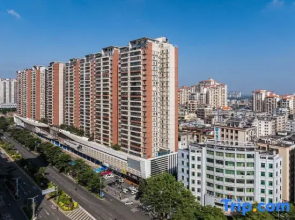 HanTing Hotel (Zhanjiang Leizhou Xihu Park)