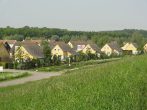 Cosy 8-person Holiday Home in Wemeldinge