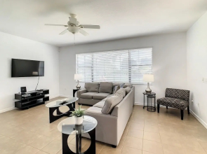 Family Oasis Near Disney - Pool Resort Access