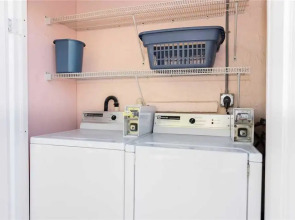 Anna Cabana Resort by RedAwning