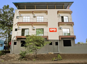 OYO 70016 Om Sai Ram Residency