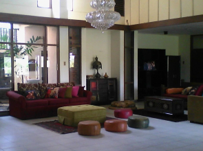 Take Me Home Family Guest House Dago